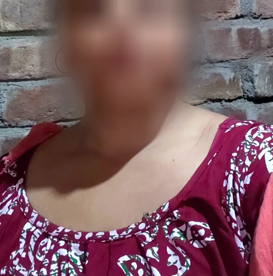 Emma, 28