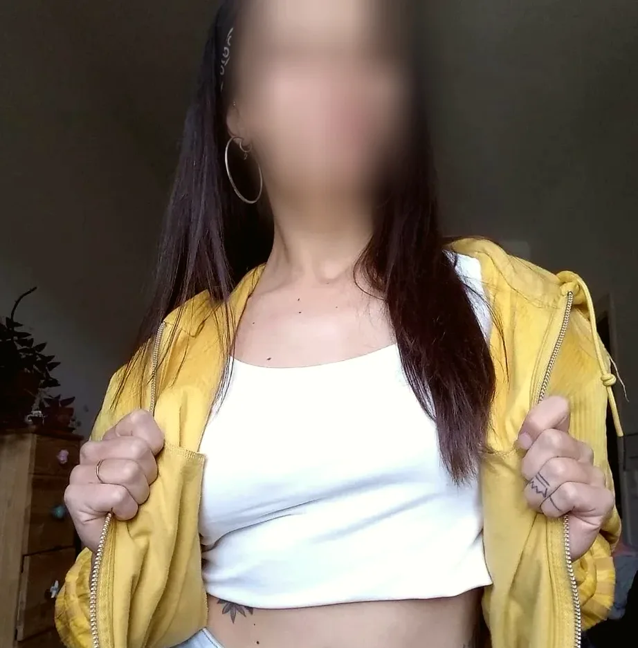 Molly, 36